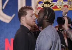 Fanatics Sportsbook promo: Bet $50, get $250 in FanCash for Alvarez vs. Crawford