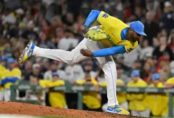 Yankees-Aroldis Chapman playoff collision looking likely