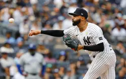 Devin Williams avoids latest disaster by shutting down ‘heart’ of Blue Jays order in huge Yankees spot